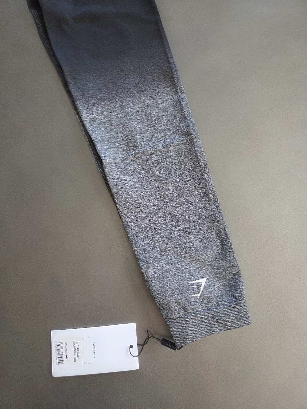 Gymshark Adapt Ombre Seamless Leggings Size Small NWT - Picture 2 of 8